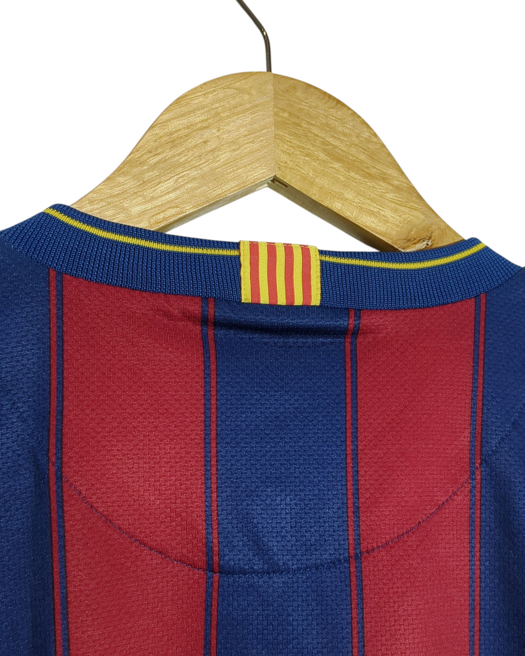 2009-10 Barcelona Nike Home Shirt - (L.Boys)