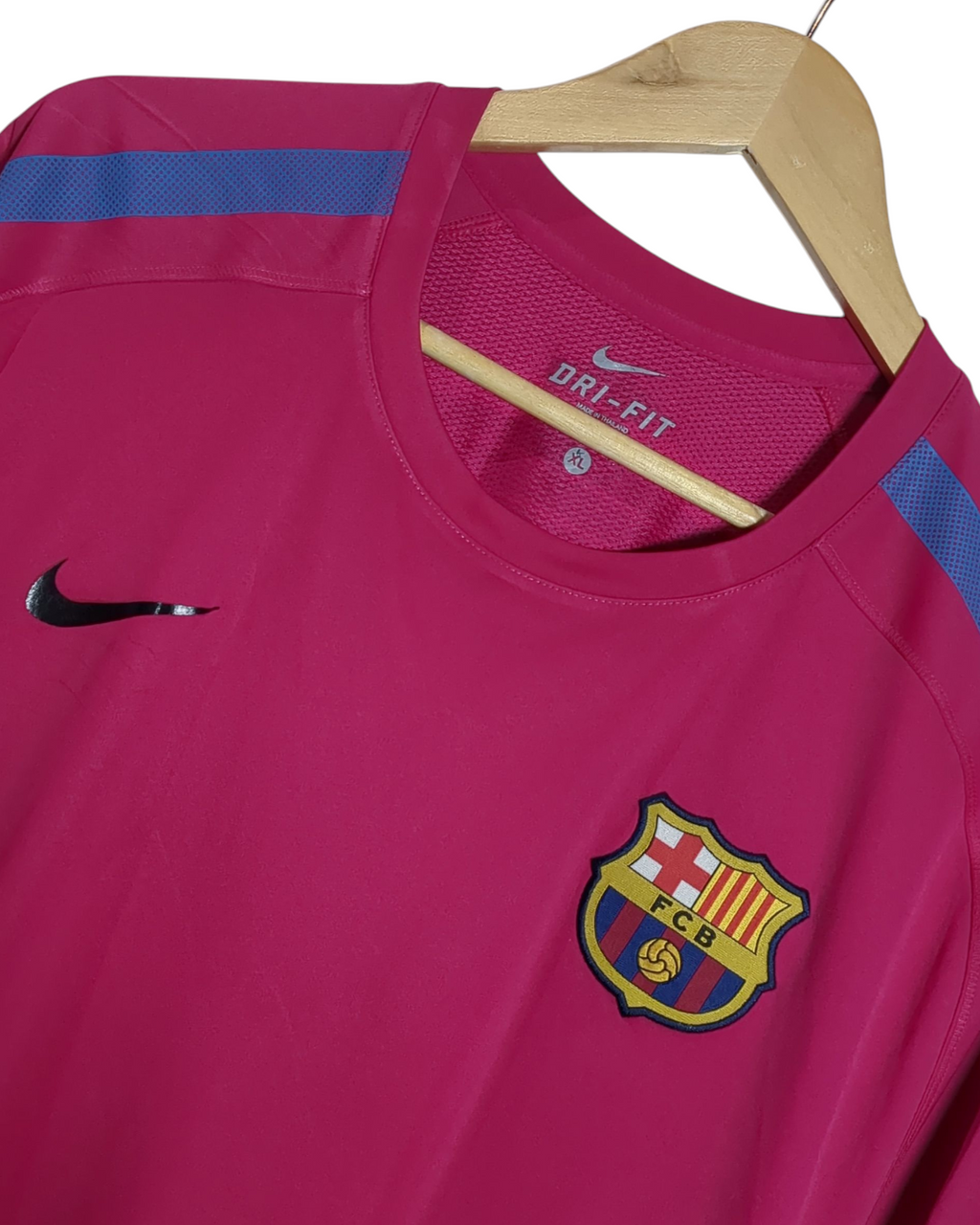 2010-11 Barcelona Nike Training Shirt - (XL)