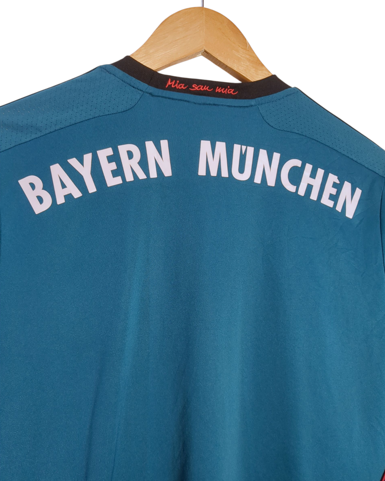 2013-14 Bayern Munich Adidas Goalkeeper L/S Shirt - (L.Boys)