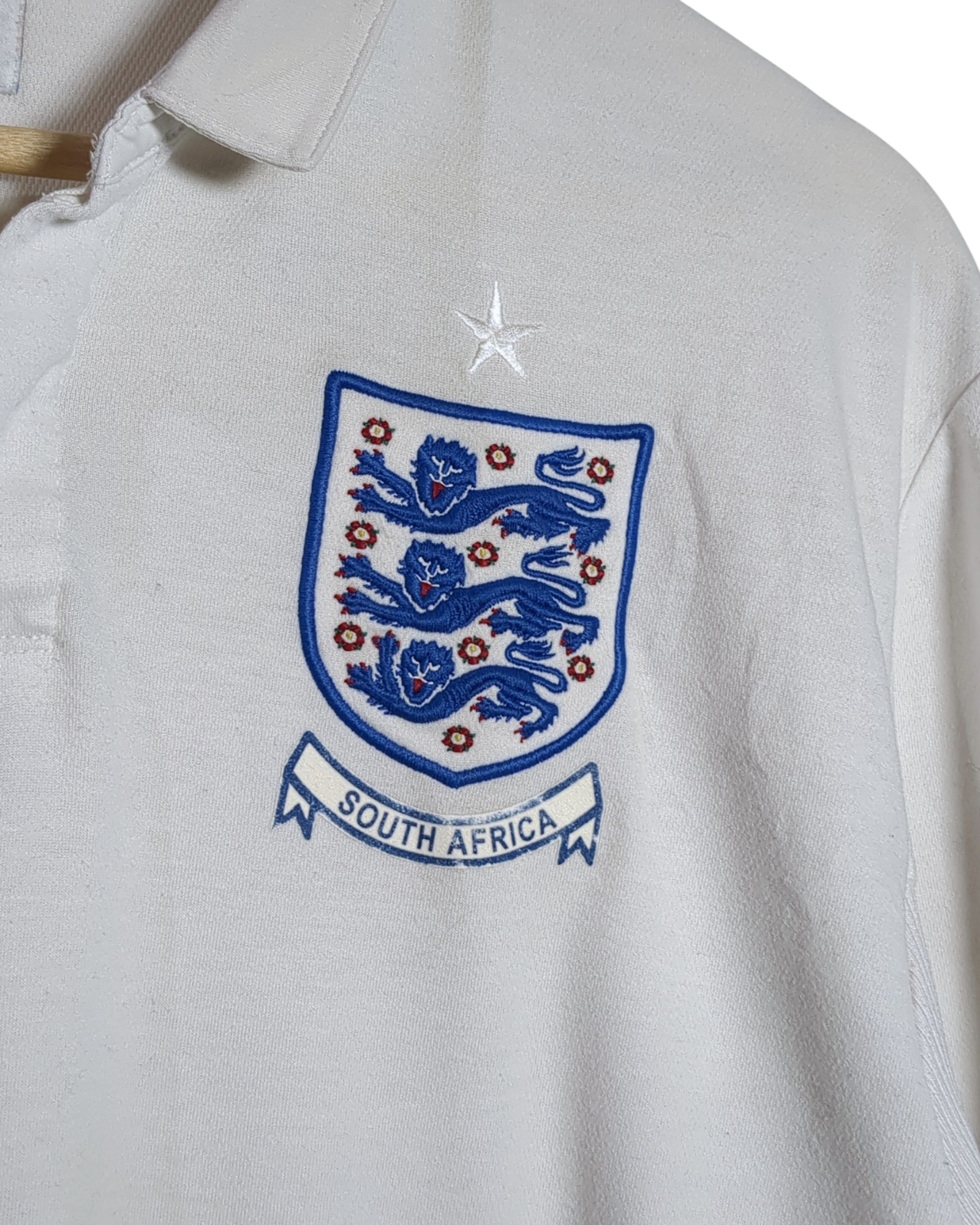 2009-10 England Umbro Home Shirt - (L)