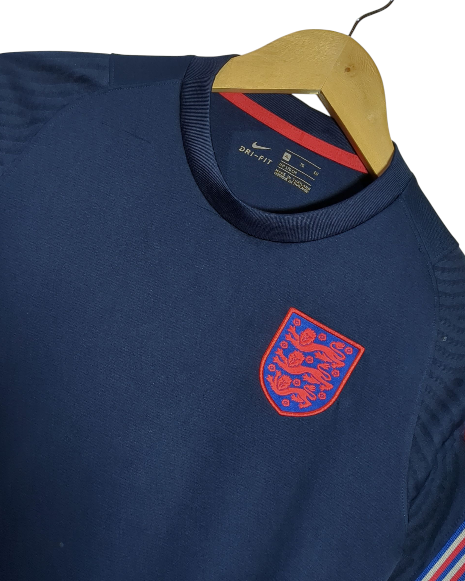 2020-21 England Nike Training Shirt - (XL.Boys)