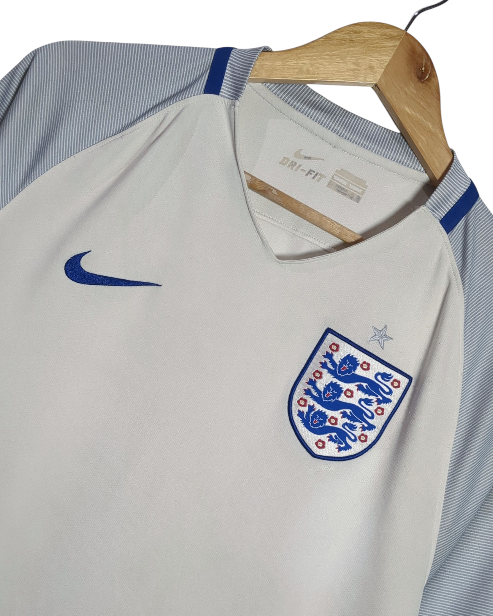 2016-17 England Nike Home Shirt - (M)