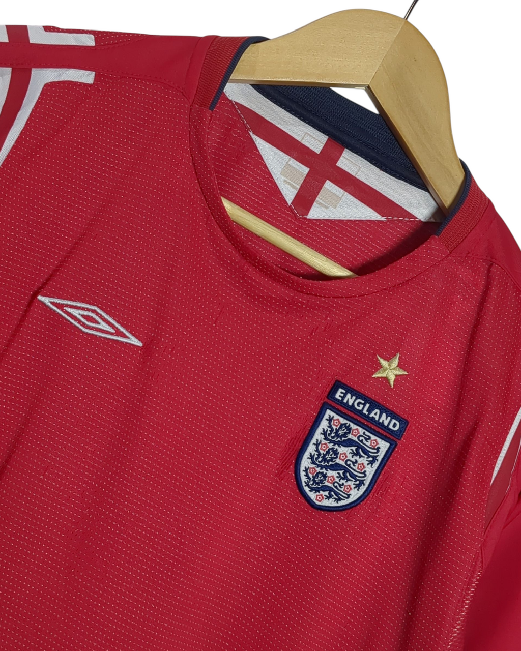 2004-06 England Umbro Away Shirt - (XL.Boys)