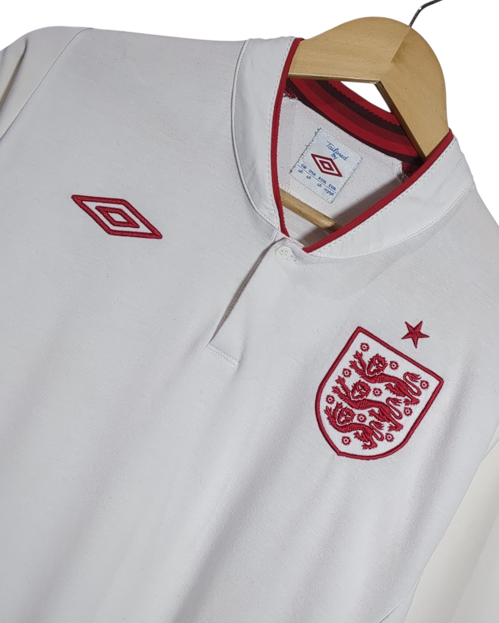 2012-13 England Umbro Home Shirt - (L)