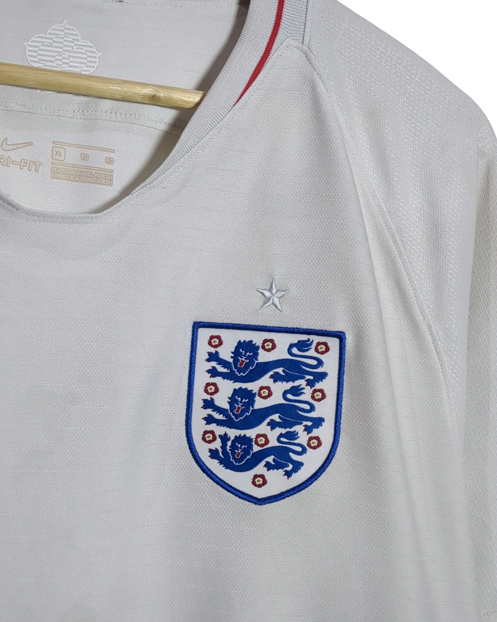 2018-19 England Nike Home Shirt - (L)