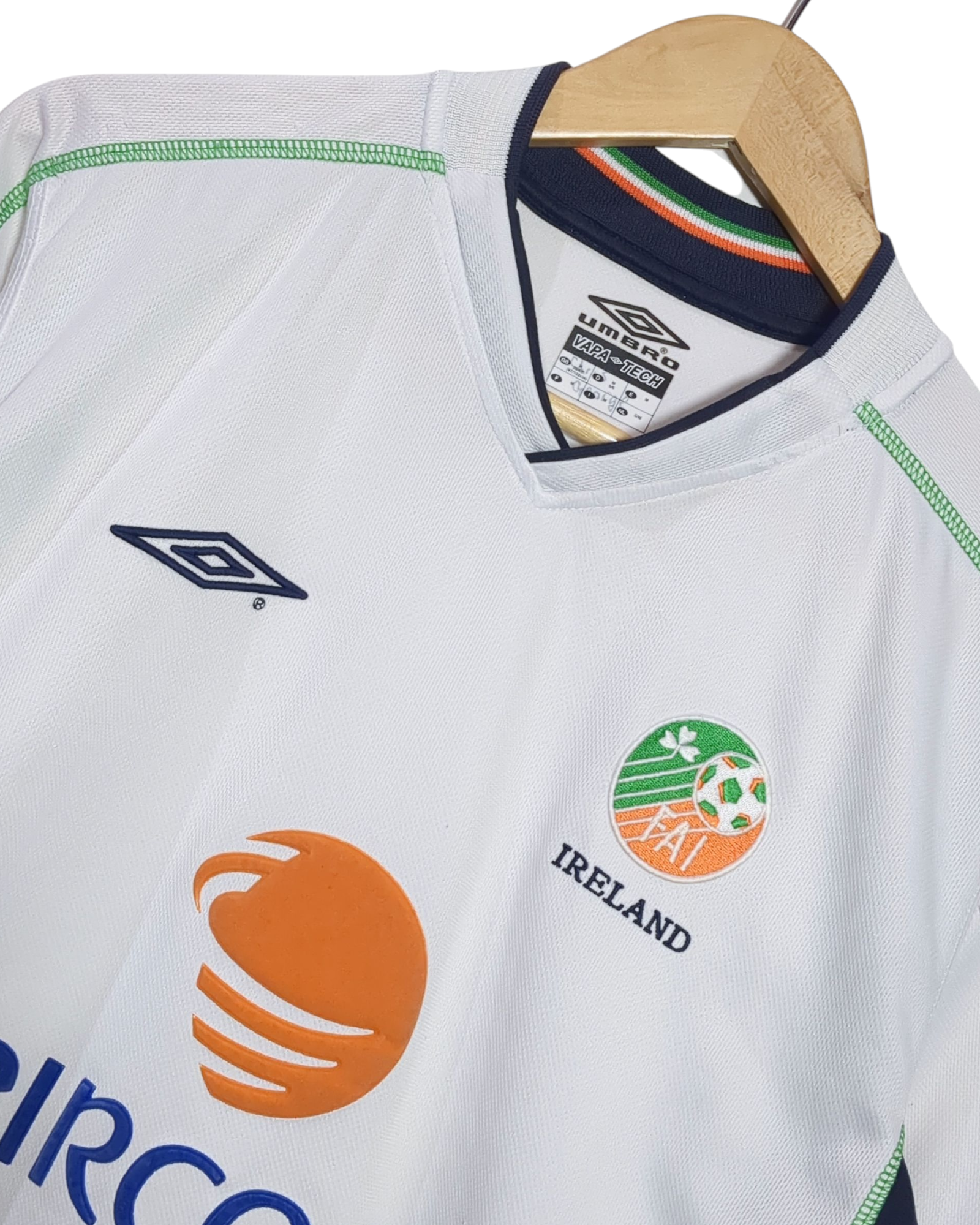 2002-03 Ireland Umbro Away Shirt - (M)