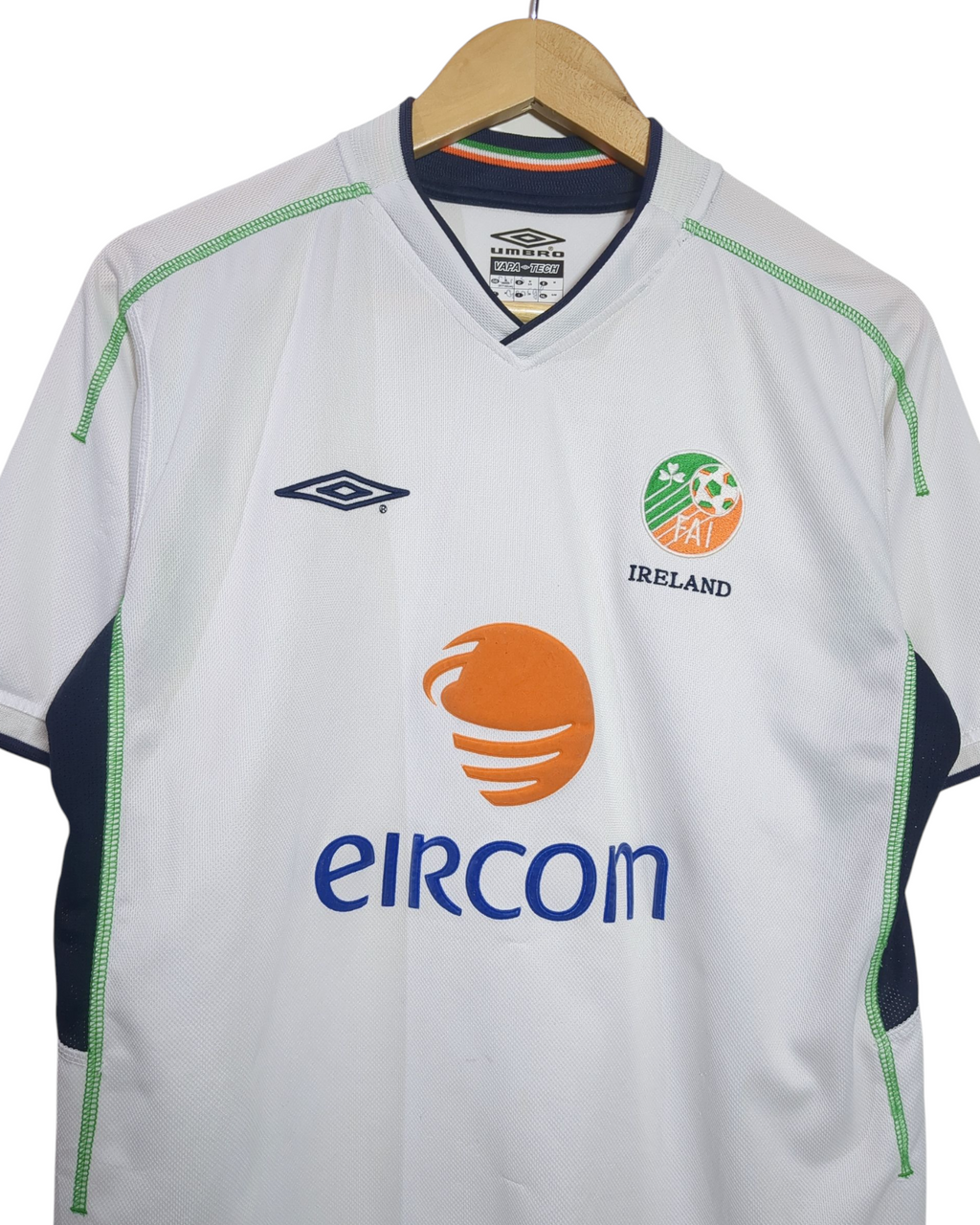 2002-03 Ireland Umbro Away Shirt - (M)