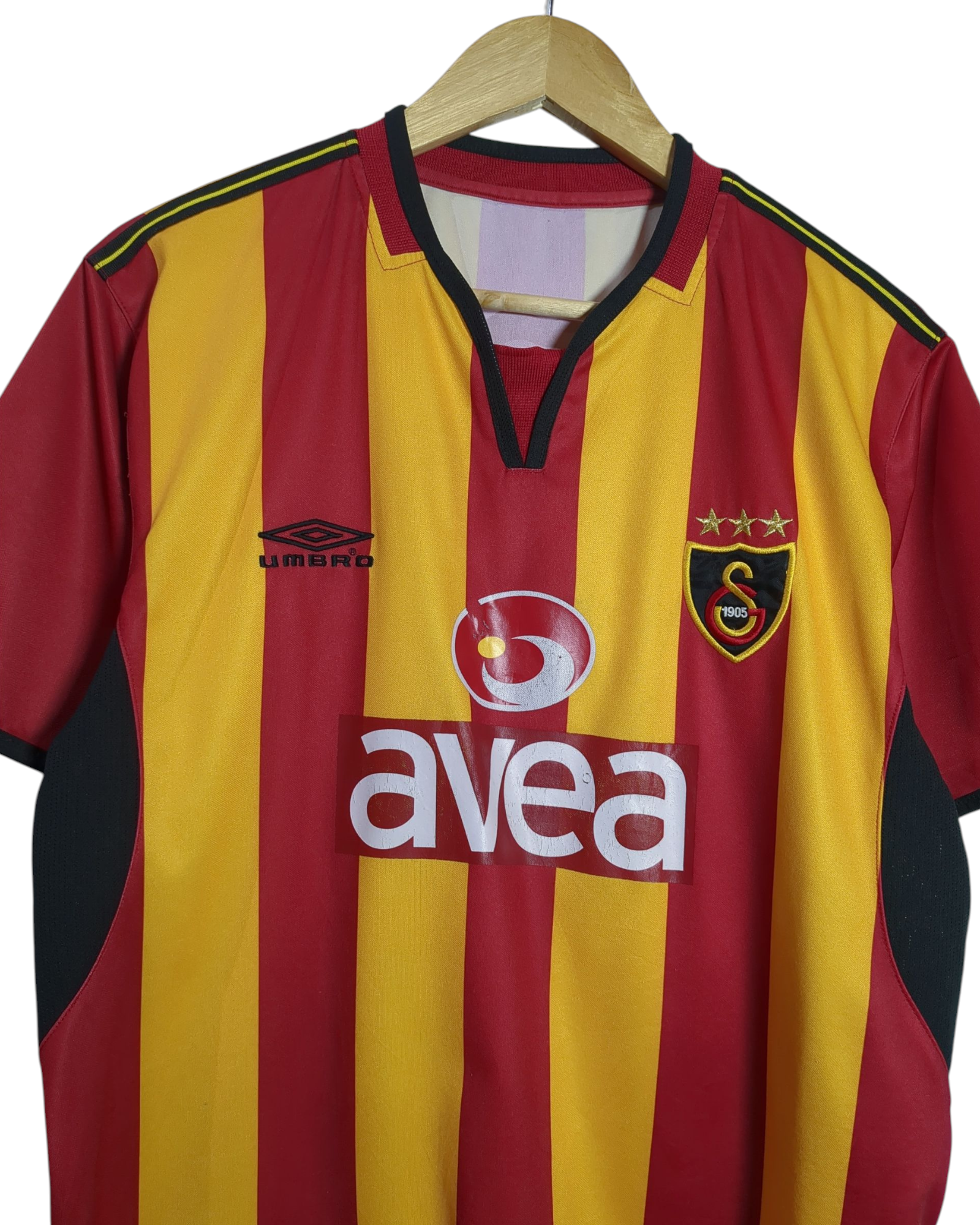 2004-05 Galatasaray Umbro Home Shirt #7 - (M)