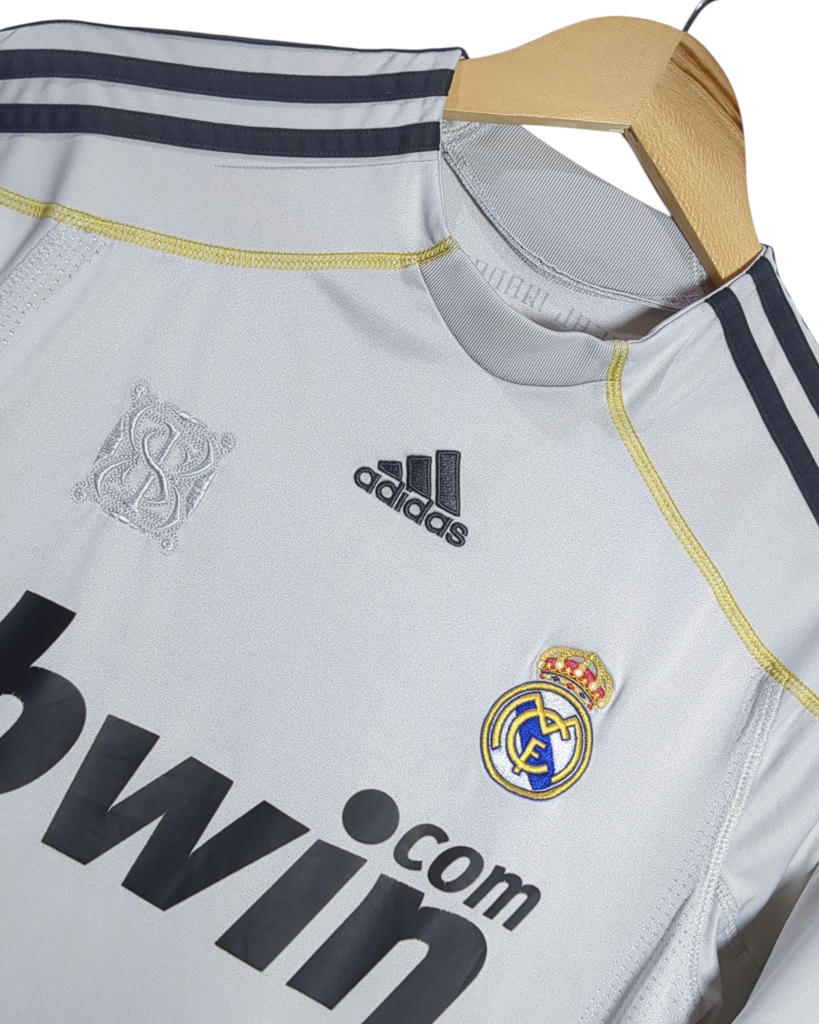 2009-10 Real Madrid Adidas Home Shirt #11 - (S)