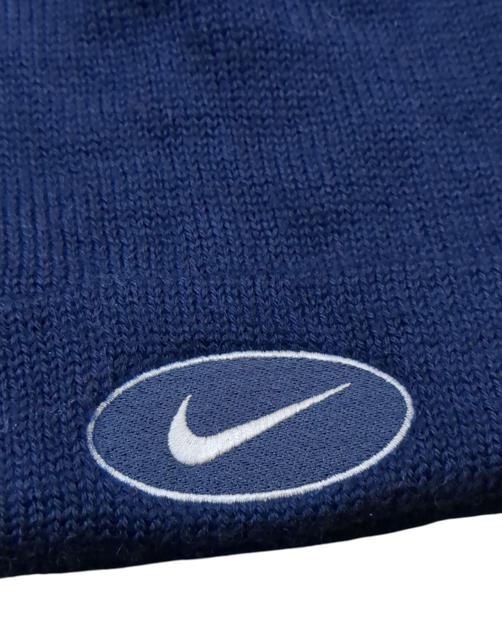 Nike 90s Pom Beanie