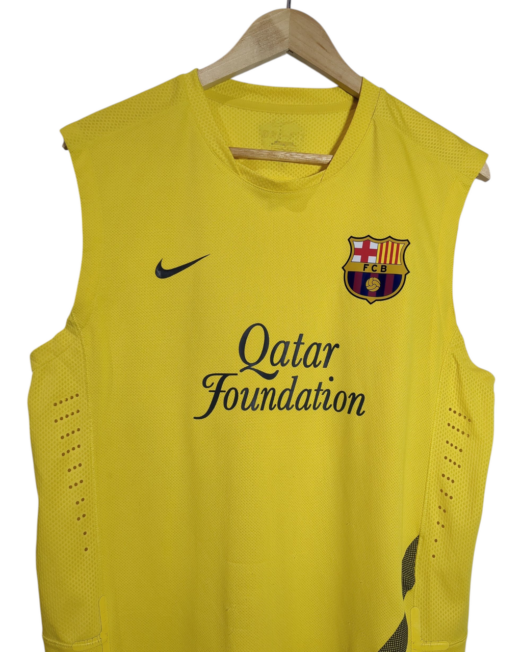 2011-12 Barcelona Nike Player Issue Training Vest - (L)