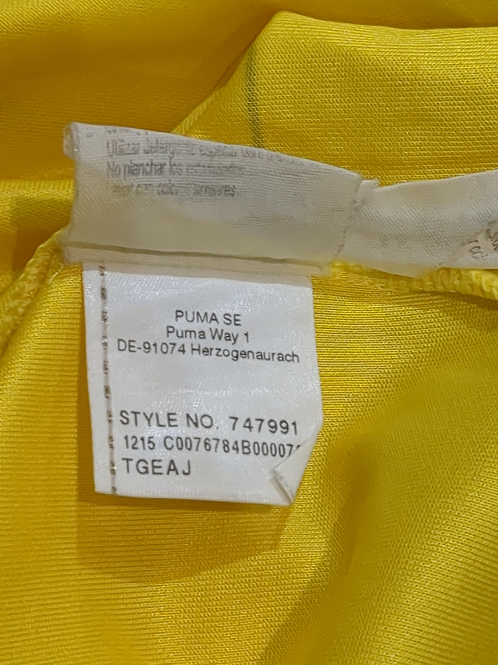 2015-16 Borussia Dortmund Puma Home Shirt - (L)