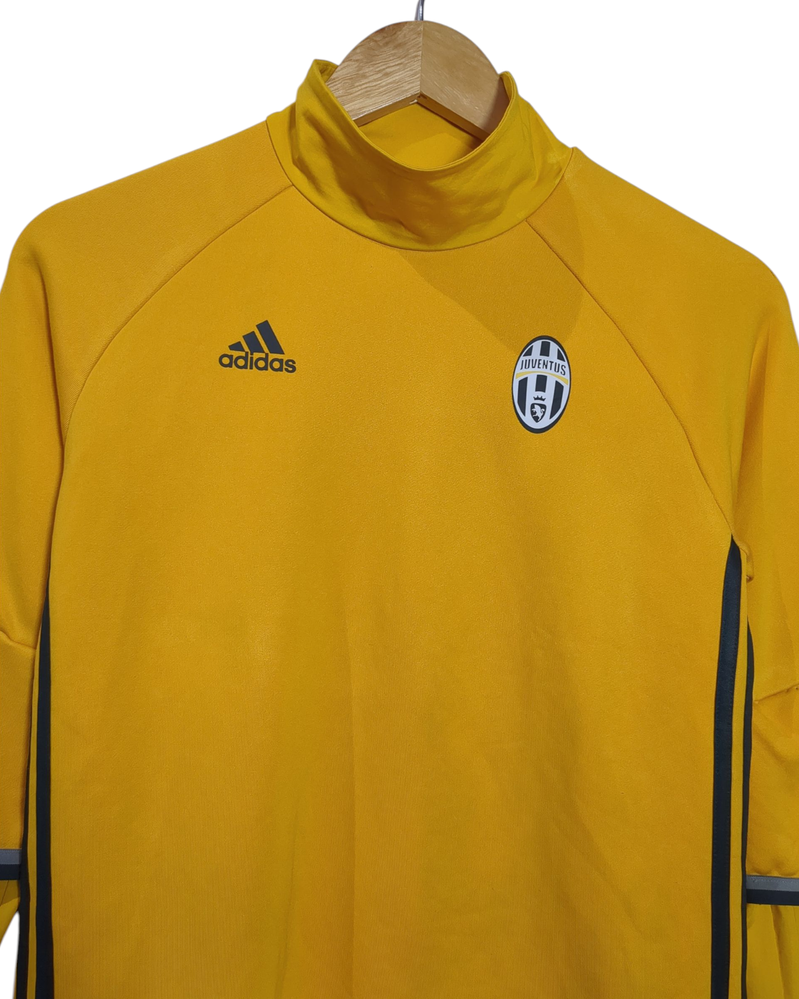 2016-17 Juventus Adidas Training Top - (L.Boys)