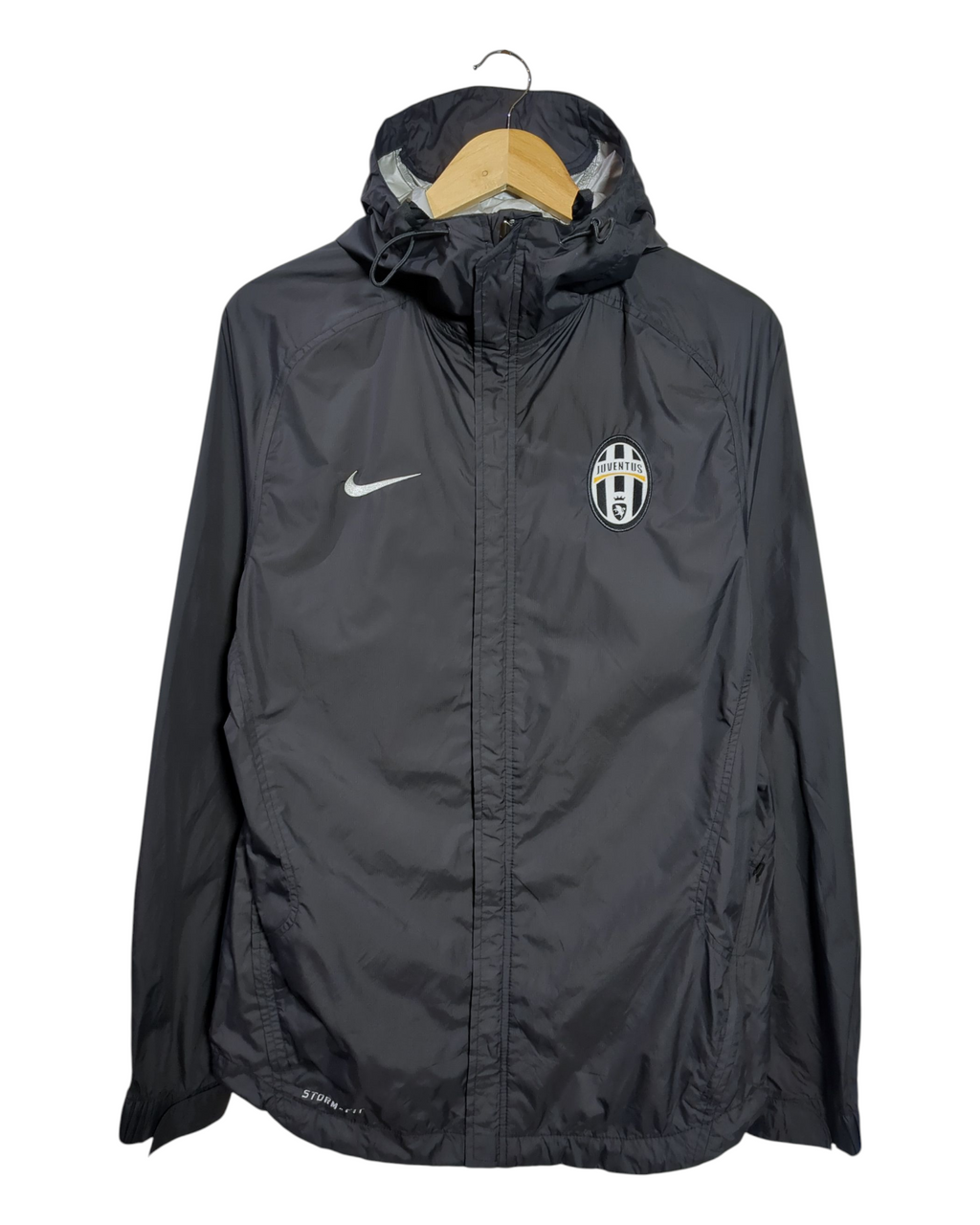 2010-11 Juventus Nike Hooded Rain Jacket - (M)