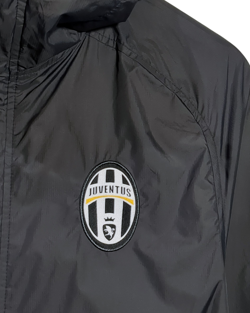 2010-11 Juventus Nike Hooded Rain Jacket - (M)