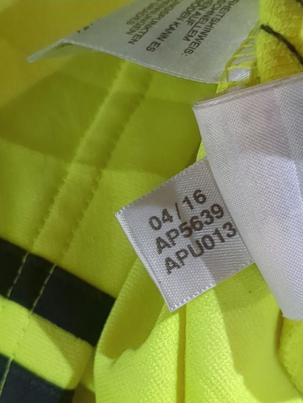 2016-17 Chelsea Adidas Training Top - (XL.Boys)