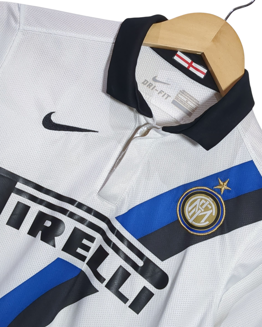 2011-12 Inter Milan Nike Away Shirt - (L.Boys)