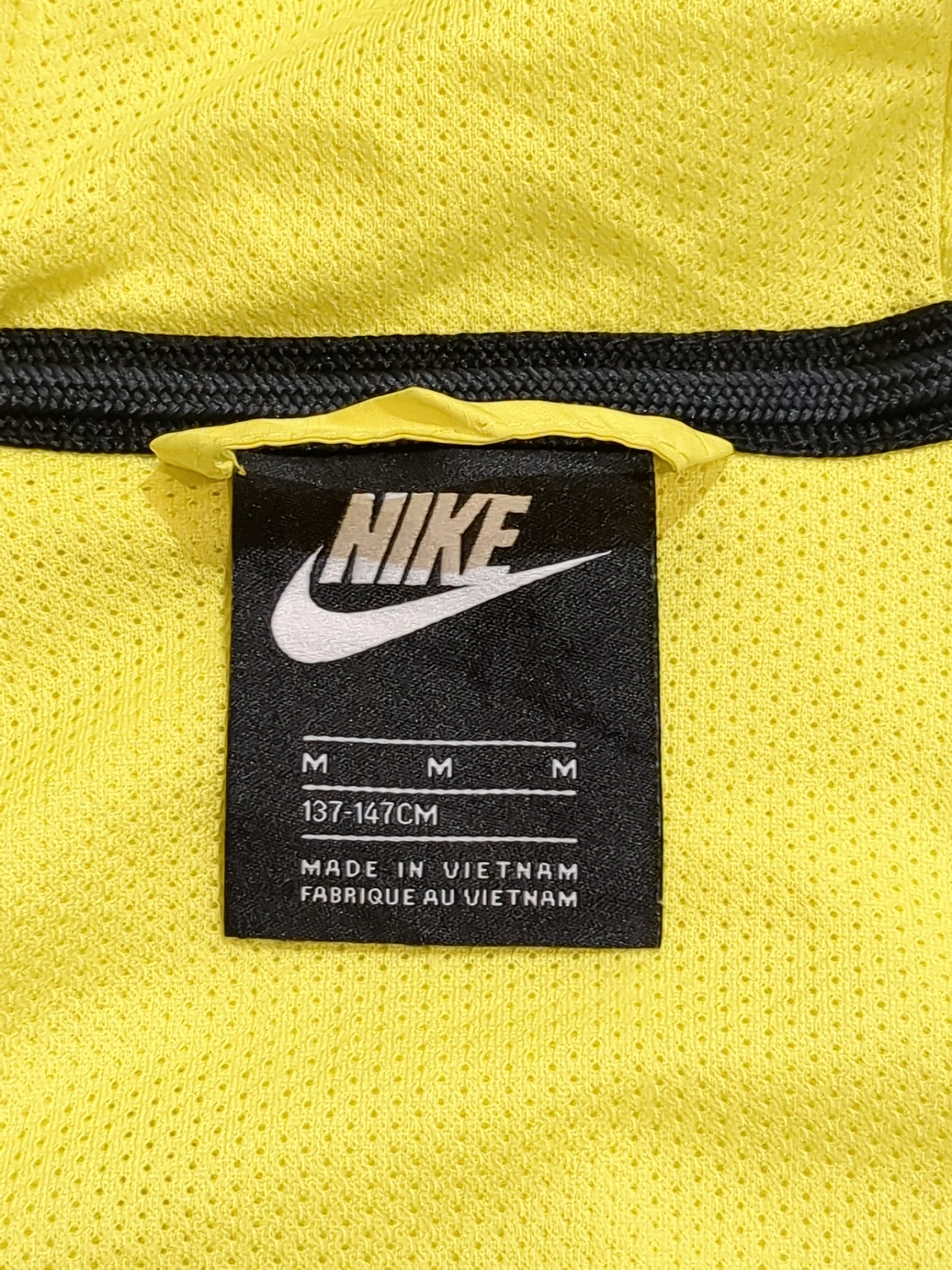 2020-21 Barcelona Nike Woven Windbreaker Jacket - (M.Boys)