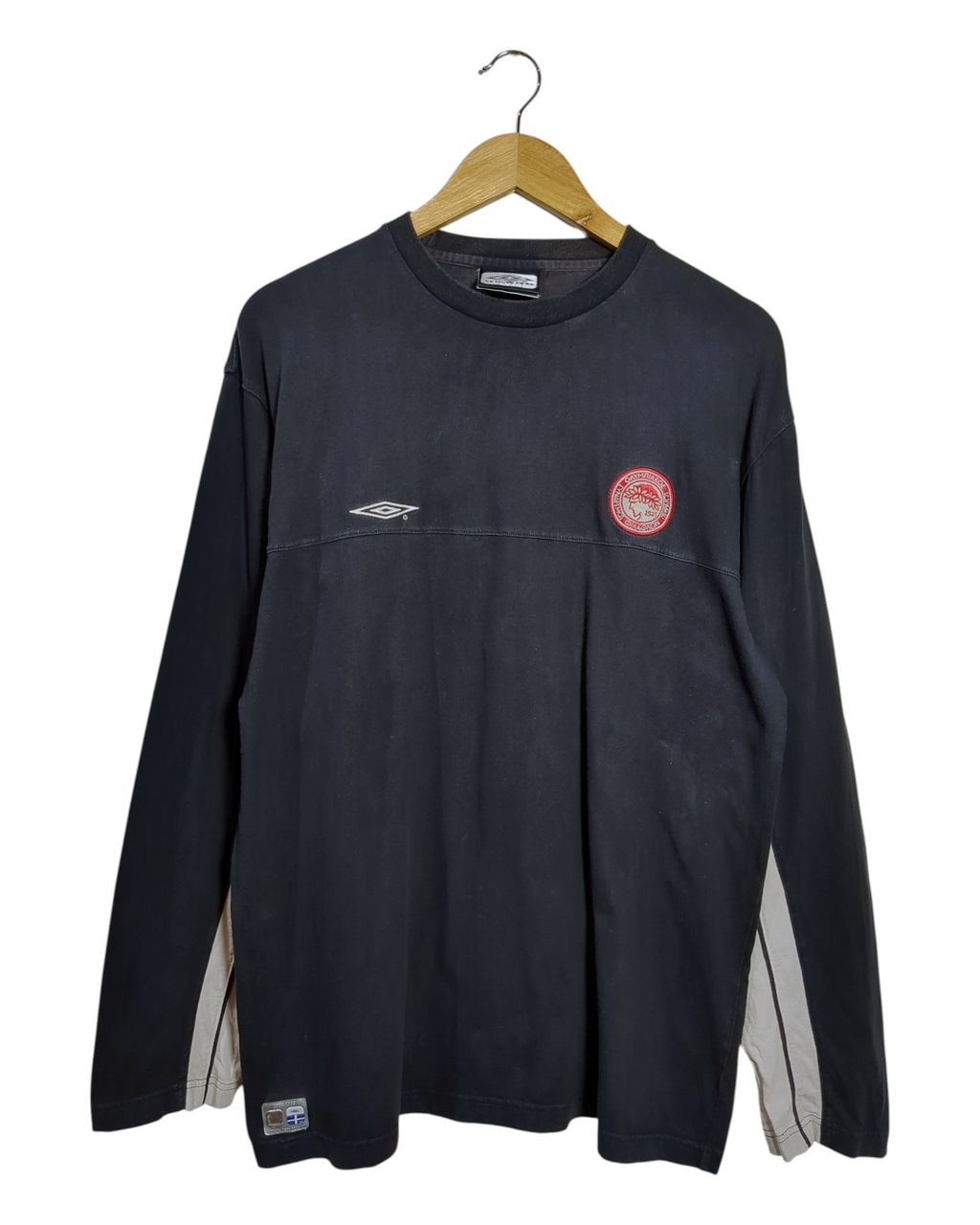 2004-05 Olympiakos Umbro Sweatshirt - (L)