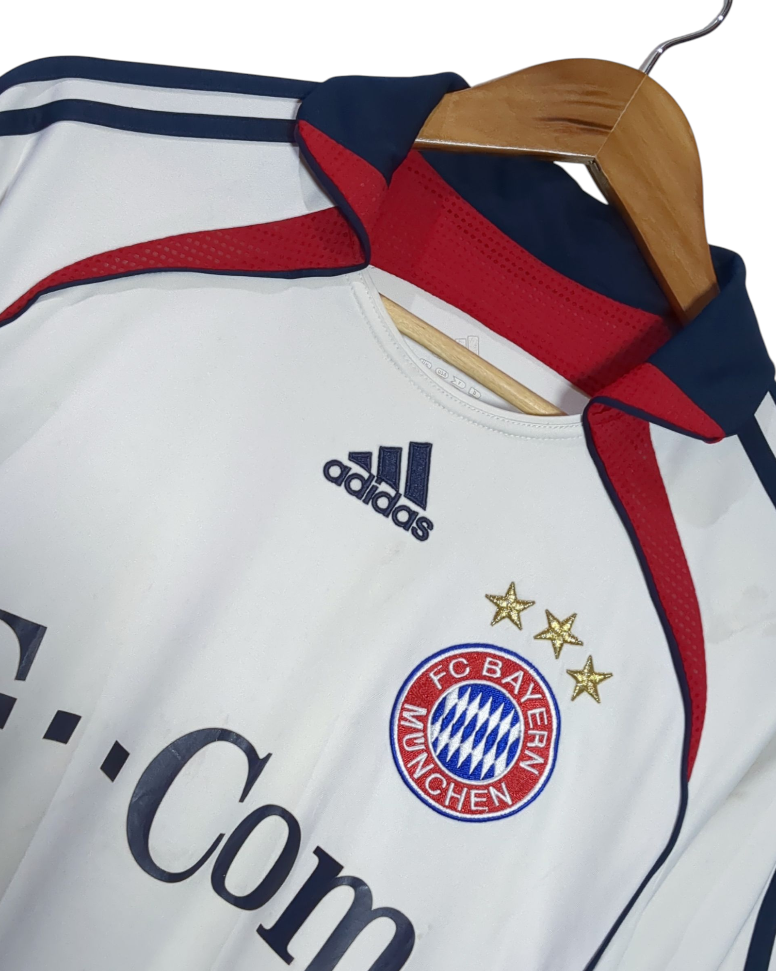 2006-07 Bayern Munich Adidas Away Shirt - (XXL.Boys)