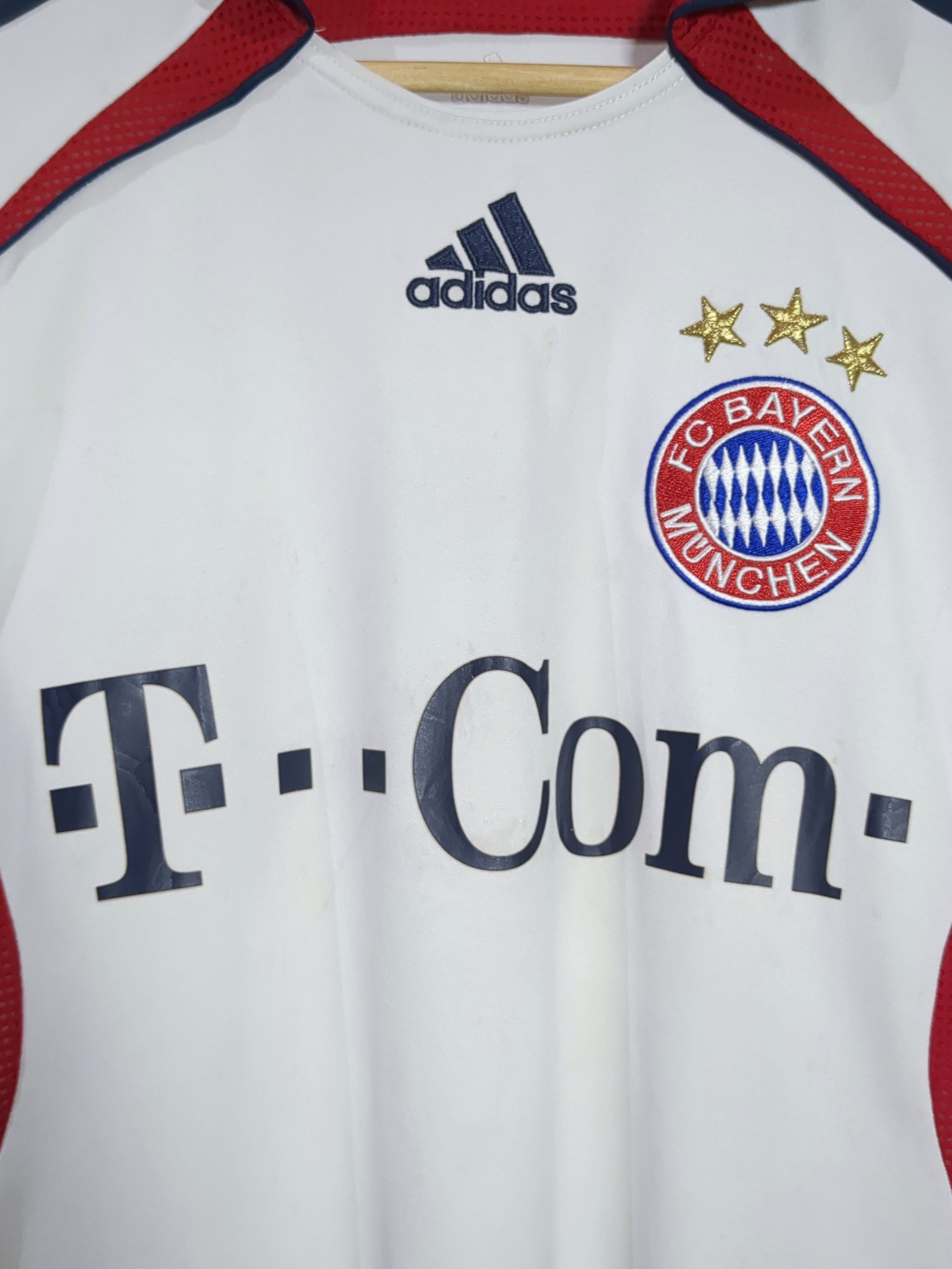 2006-07 Bayern Munich Adidas Away Shirt - (XXL.Boys)