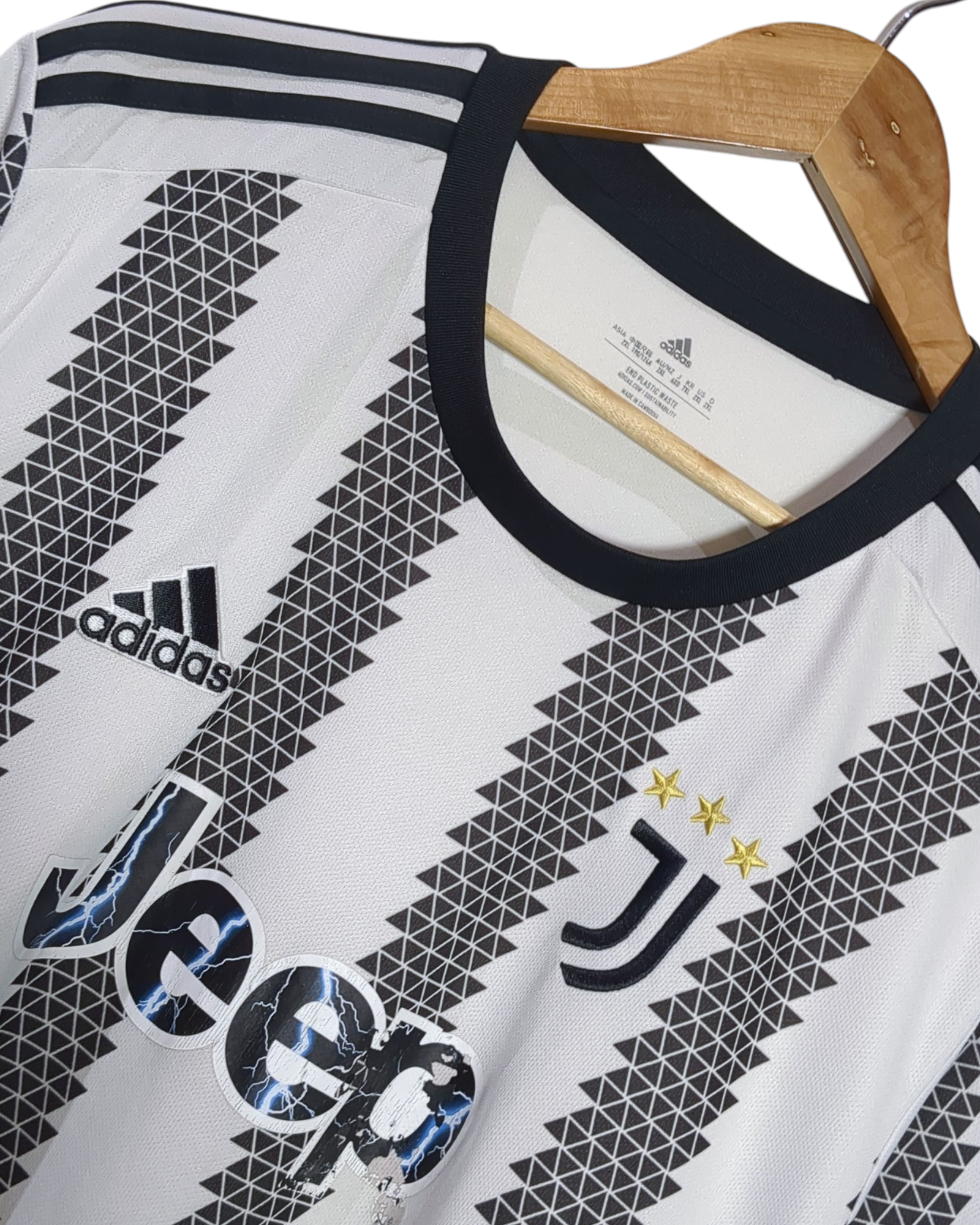 2022-23 Juventus Adidas Home Shirt - (XL)