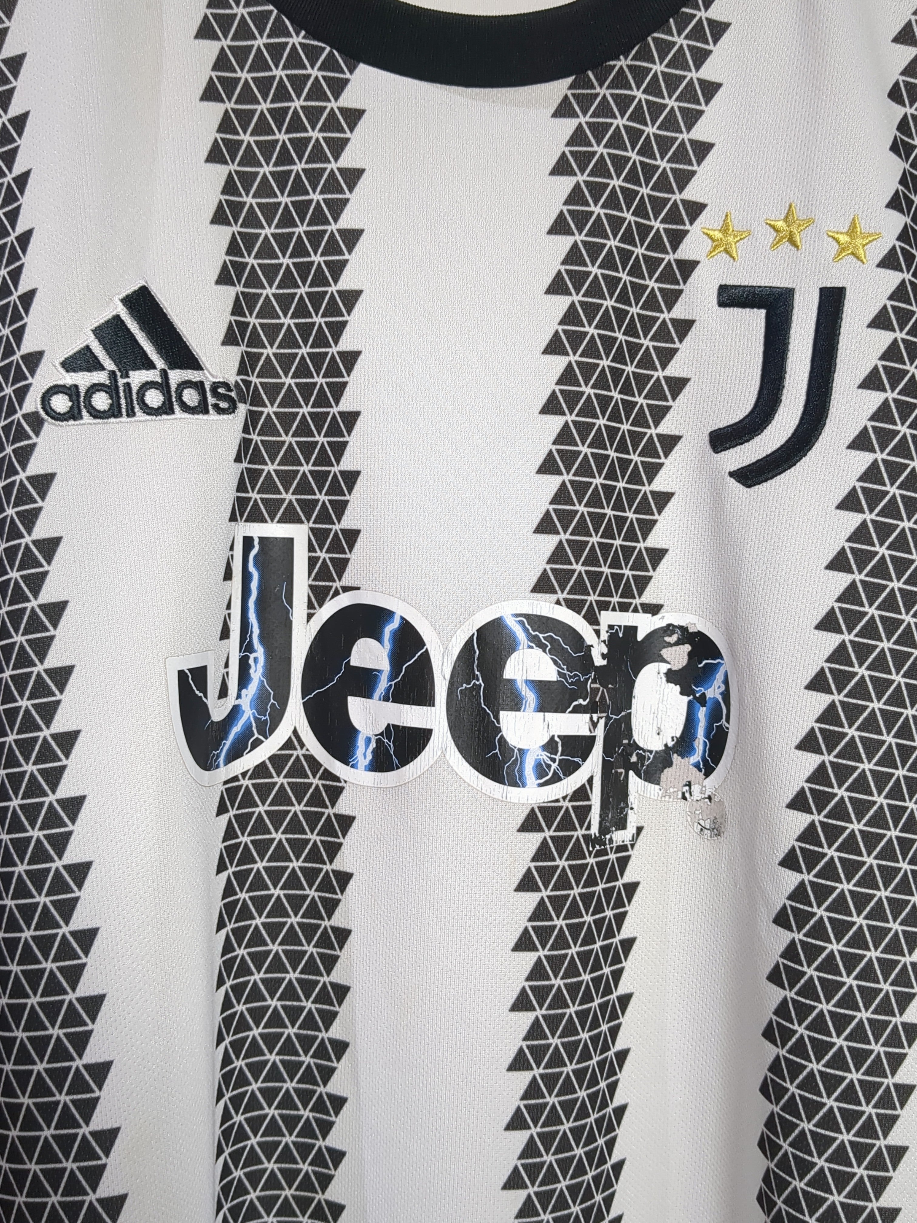 2022-23 Juventus Adidas Home Shirt - (XL)