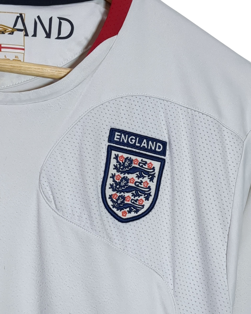 2005-06 England Umbro Training Shirt - (L)