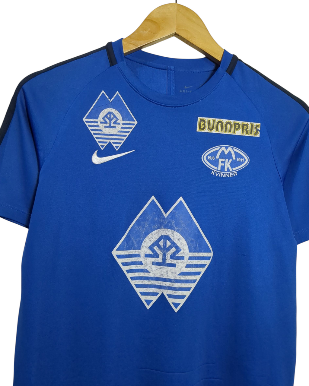 2019-20 Molde FK Nike Training Shirt - (XL.Boys)