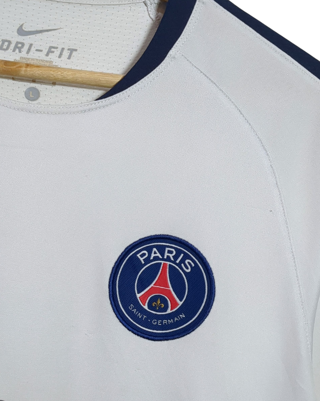 2015-16 PSG Nike Training Shirt - (L)