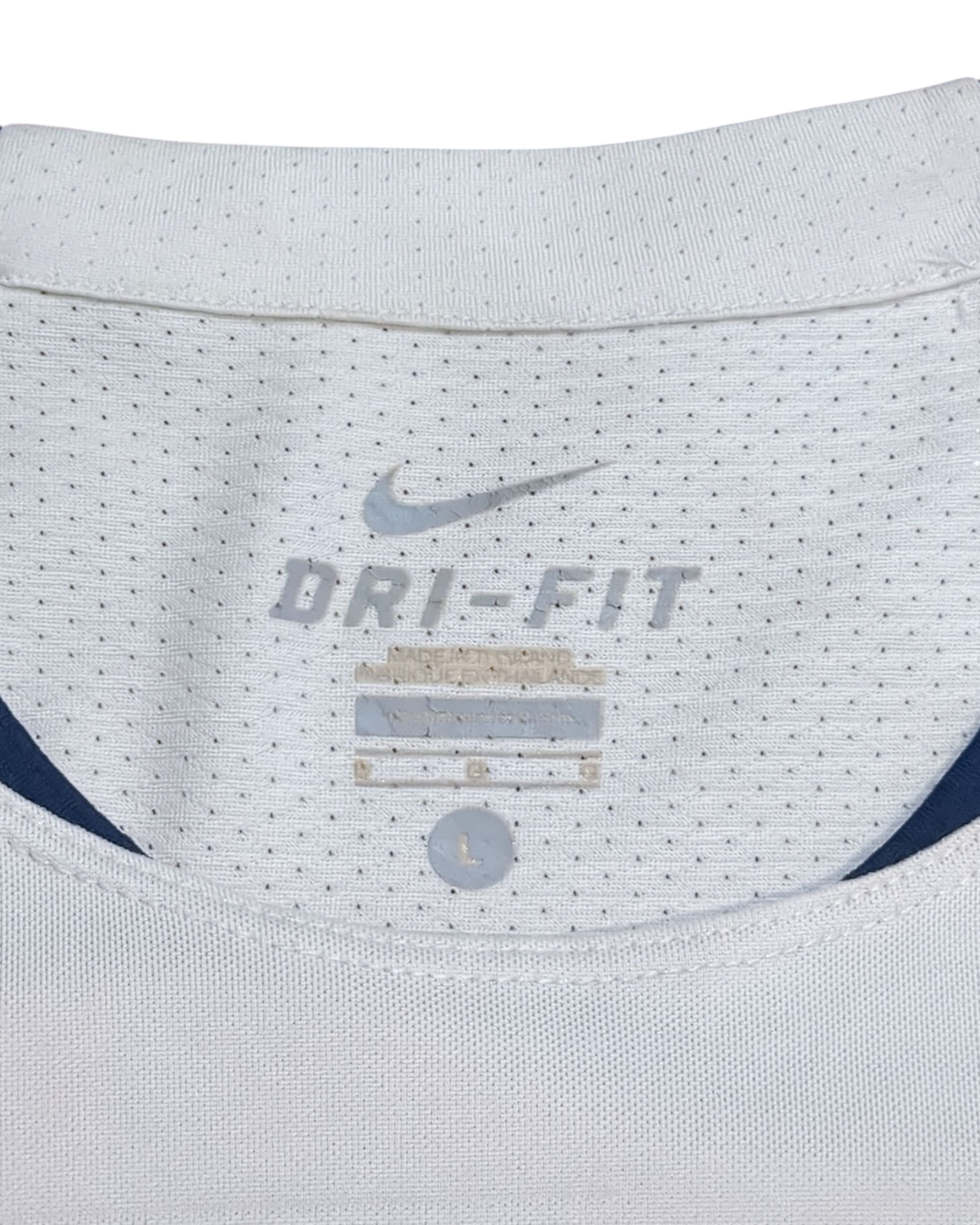 2015-16 PSG Nike Training Shirt - (L)