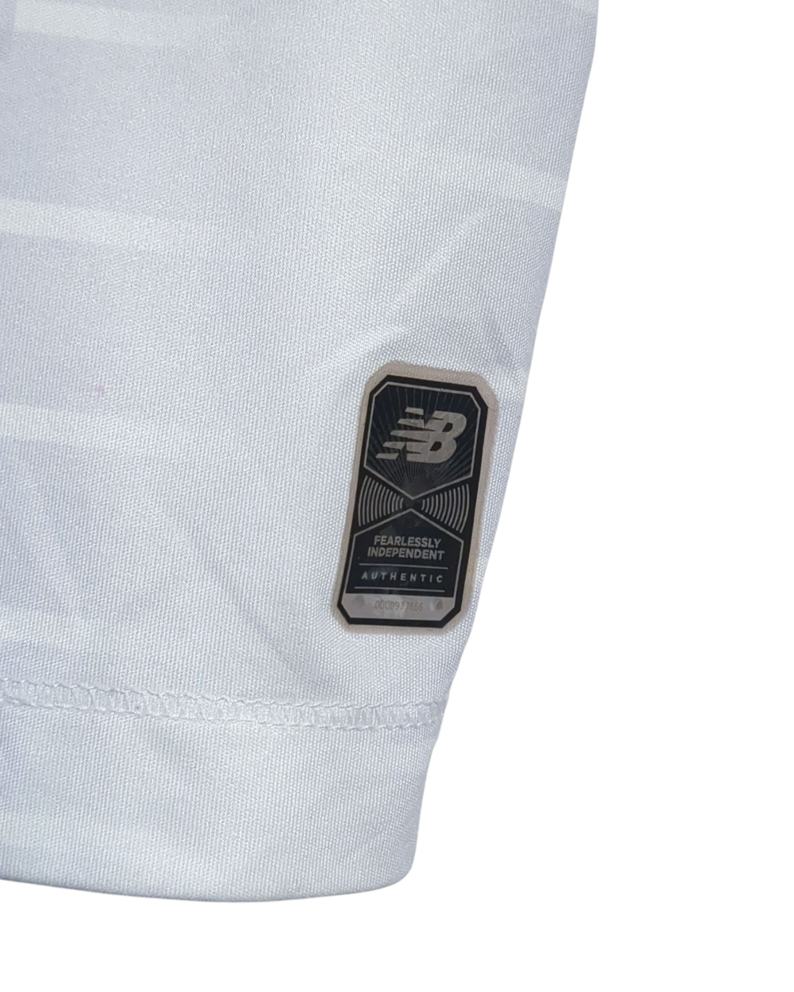 2019-20 Liverpool New Balance Away Shirt - (M)