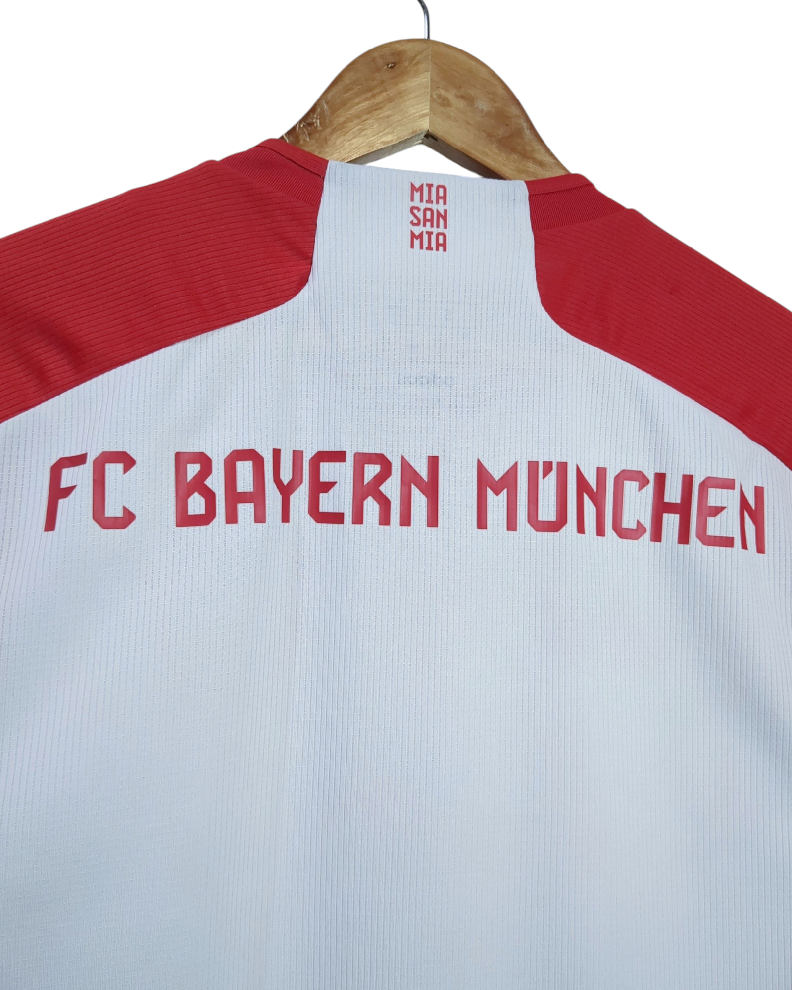 2023-24 Bayern Munich Adidas Home Shirt - (S)