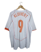 2004-06 Netherlands Nike Away Shirt #9 Kluivert - (XL)