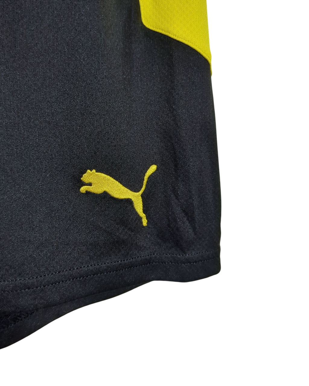 2020-21 Borussia Dortmund Puma Home Shorts - (W28 x L17)