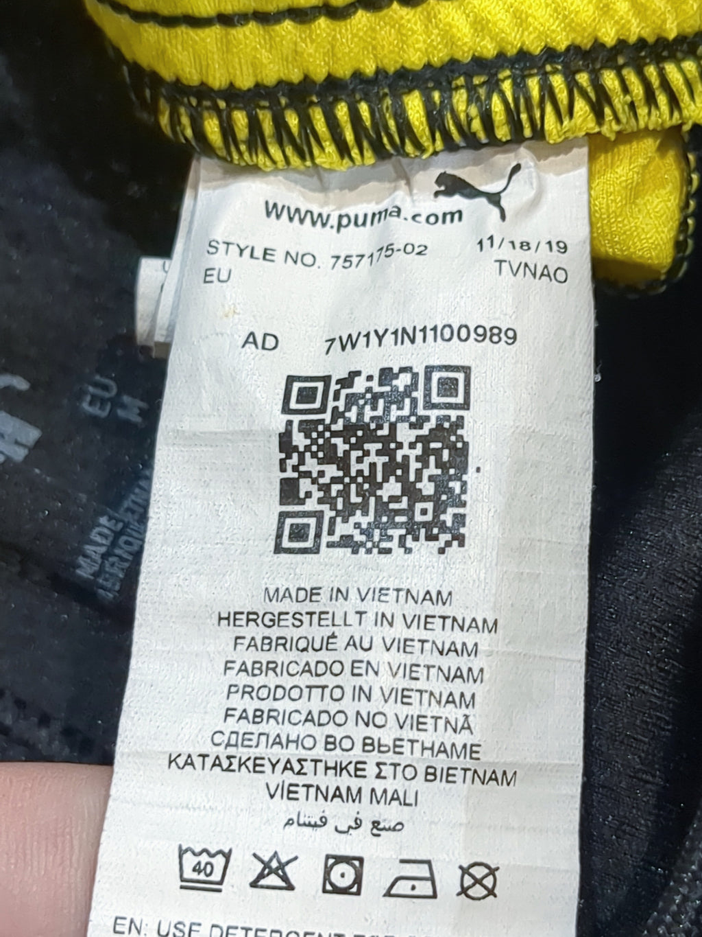 2020-21 Borussia Dortmund Puma Home Shorts - (W28 x L17)