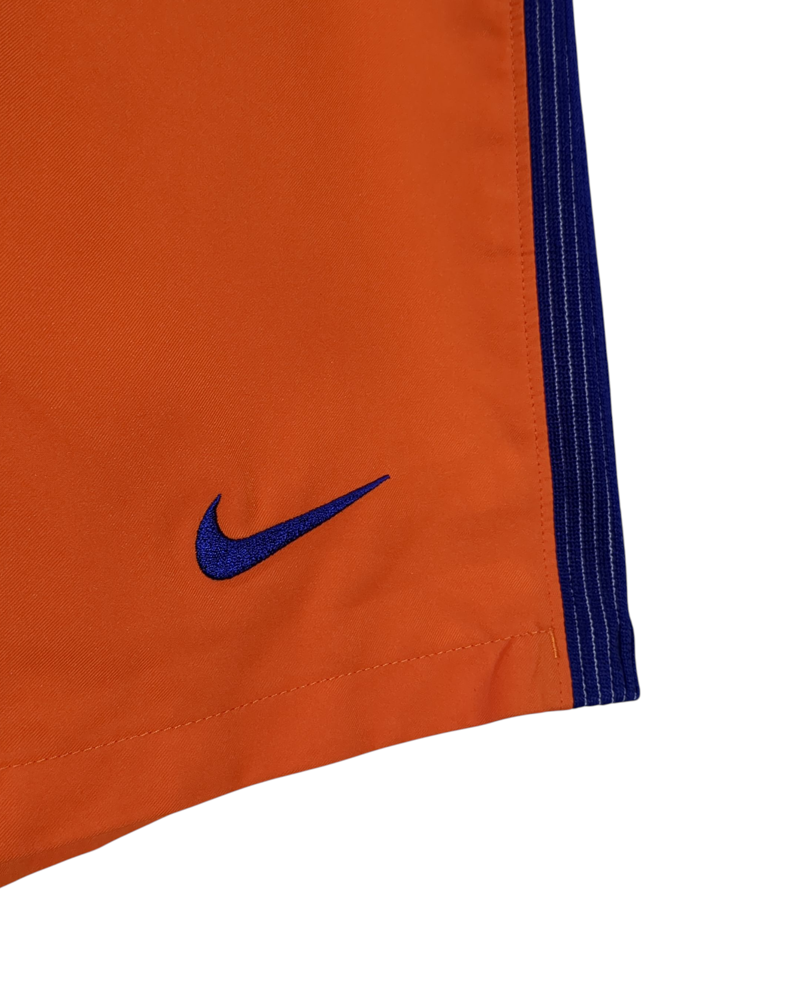 2016-18 Netherlands Nike Home Shorts - (W26 x L17)