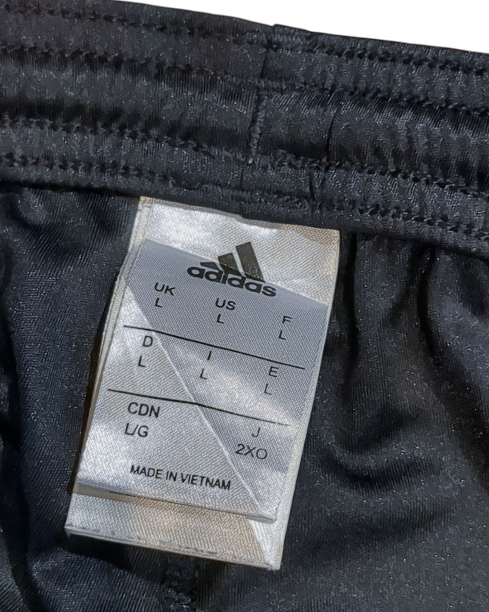 2017-18 Real Madrid Adidas Away Shorts - (W30 x L17)