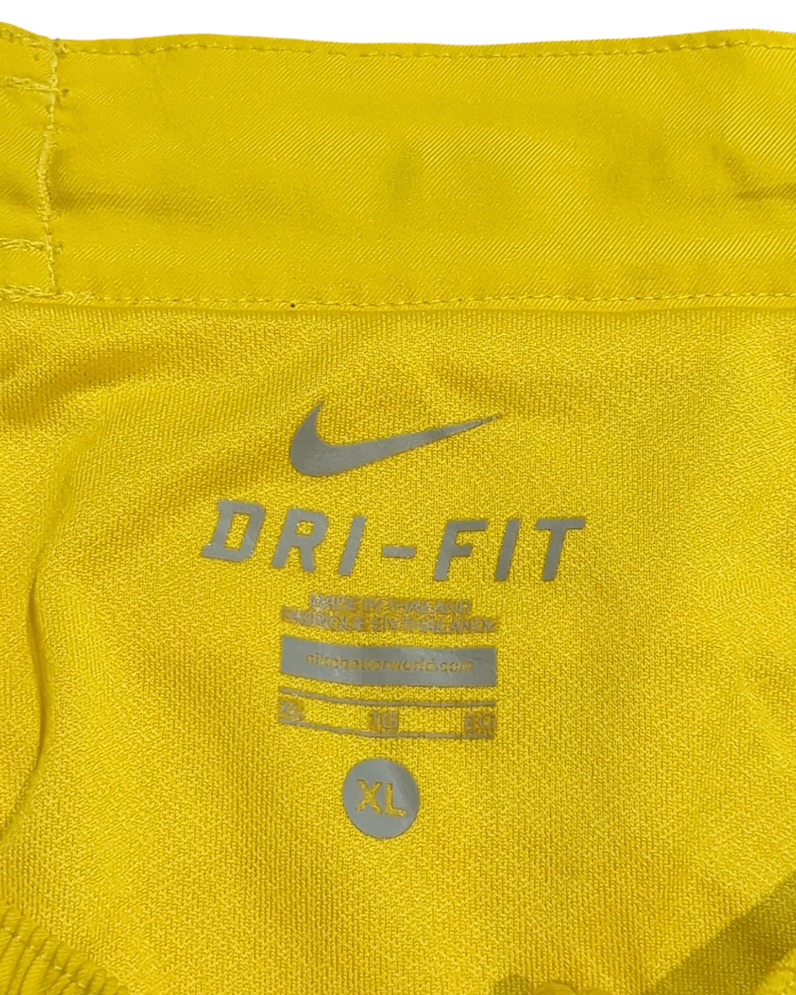 2012-13 Barcelona Nike Away Shorts - (W30 x L18)