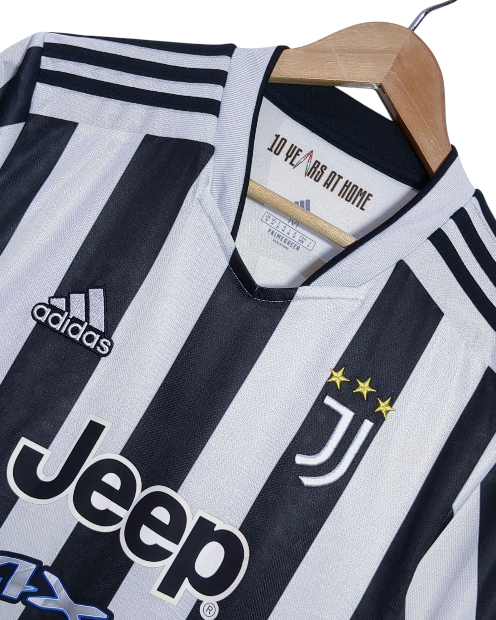 2021-22 Juventus Adidas Home Shirt - (M)