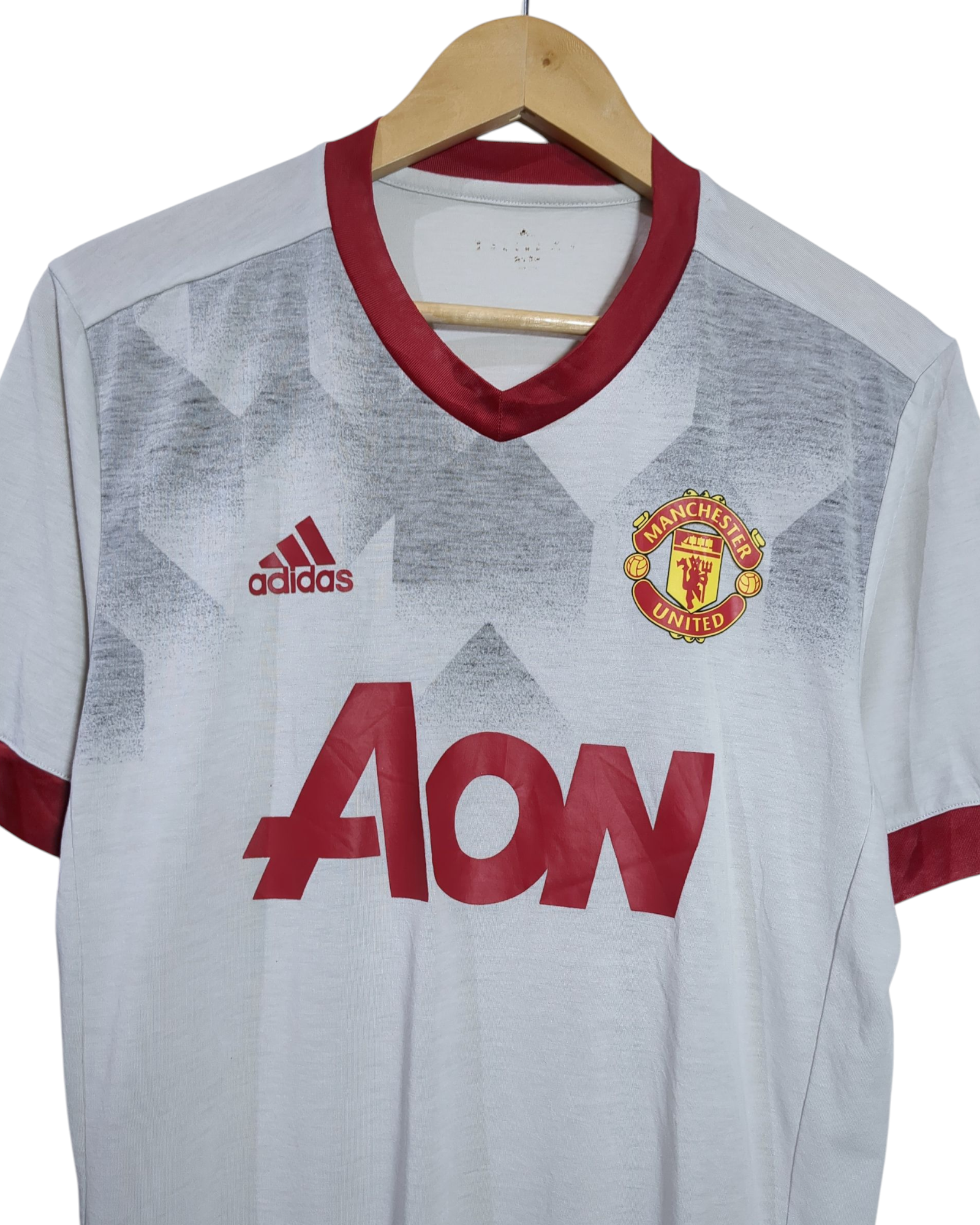 2016-17 Manchester United Adidas Training Shirt - (M)