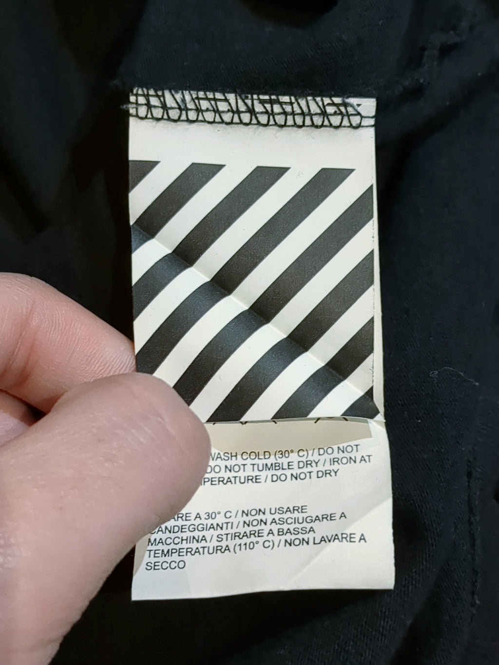 Off-White Colored Arrows Tee - (XL)