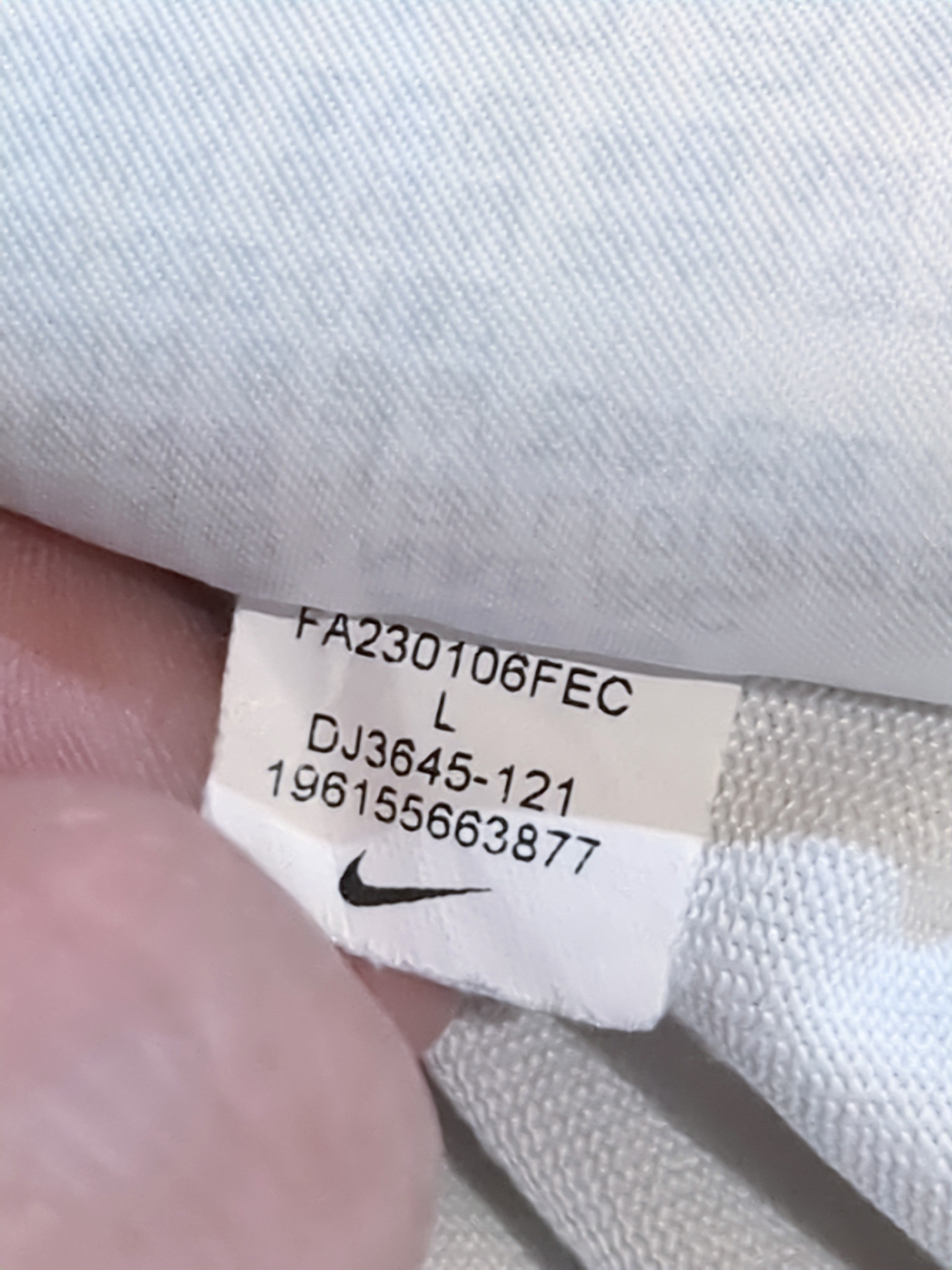 Nike ACG Big Logo Tee - (L)