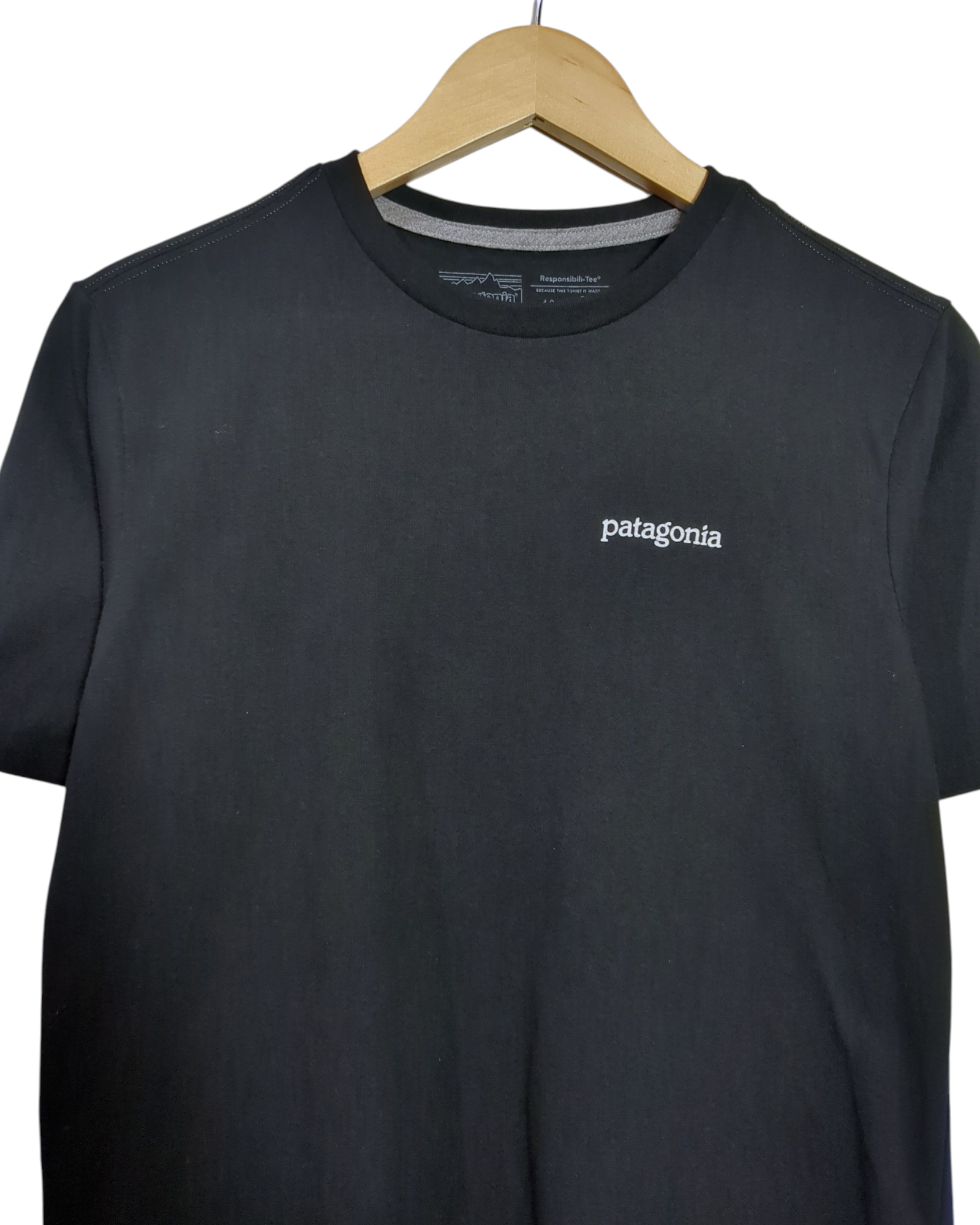 Patagonia P-6 Logo Responsibili Tee - (S)