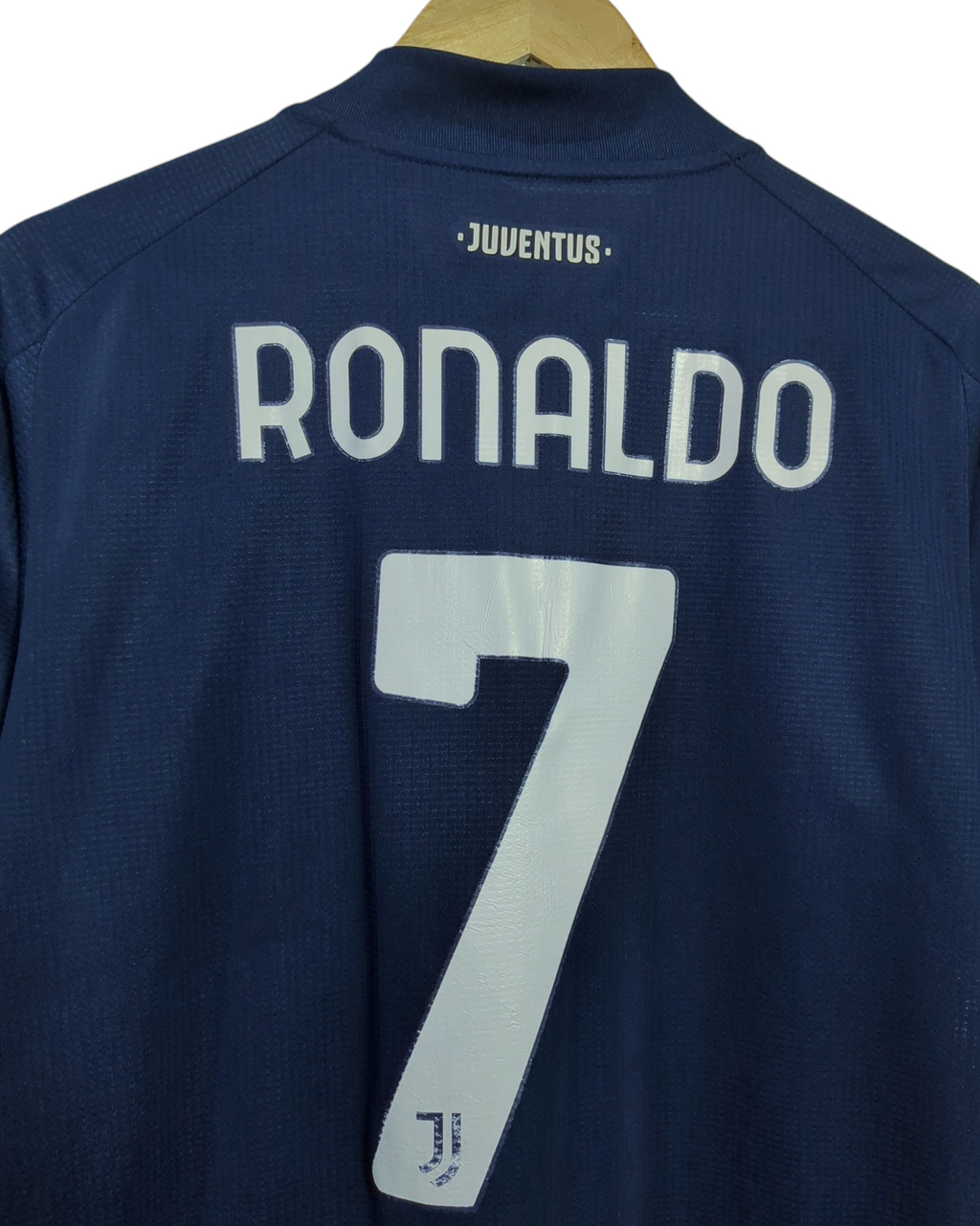 2020-21 Juventus Adidas Authentic Away Shirt #7 Ronaldo - (M)