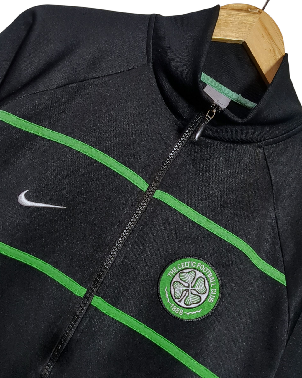2006-07 Celtic Nike Track Jacket - (M)