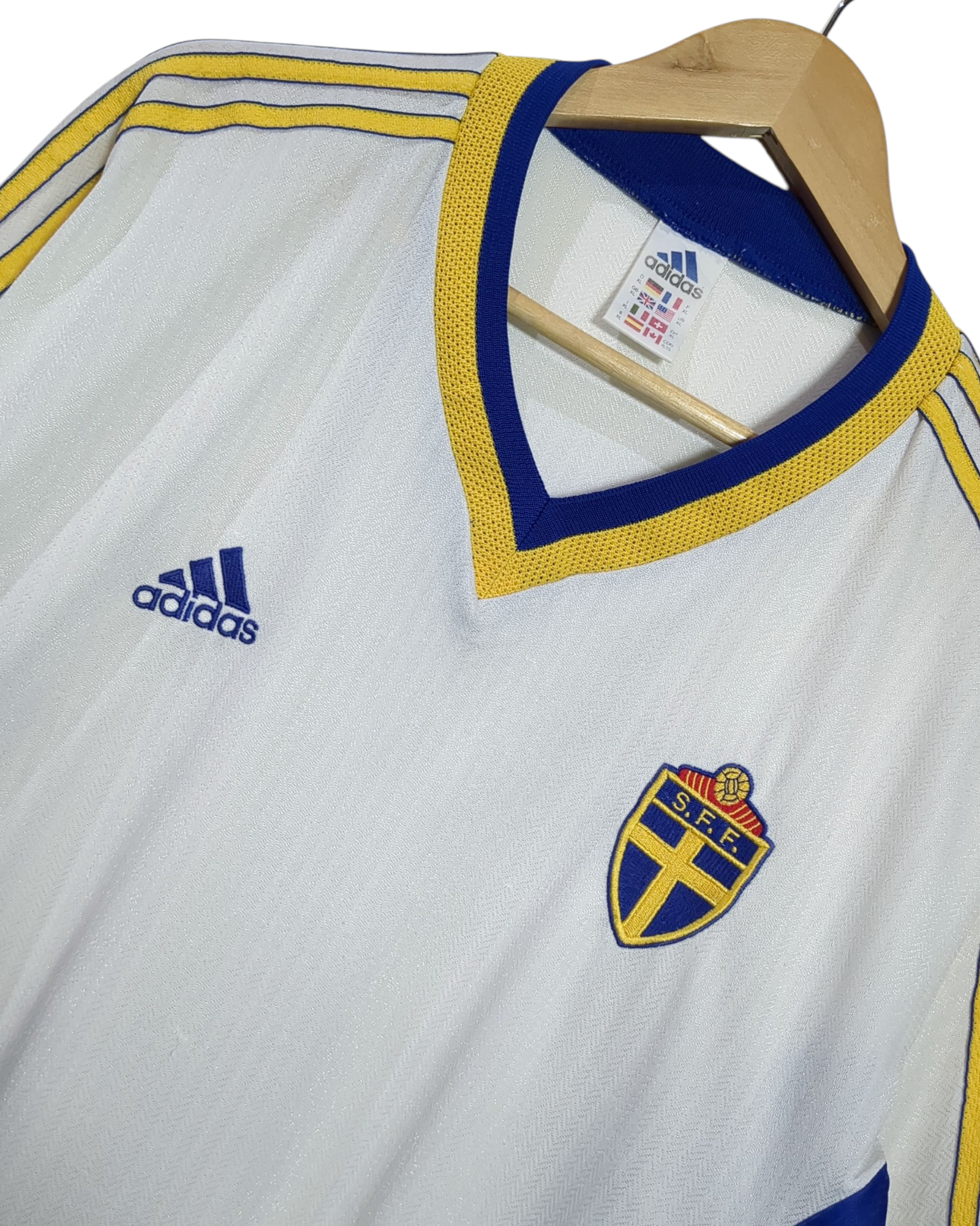 1998-00 Sweden Adidas Away Shirt - (2XL)