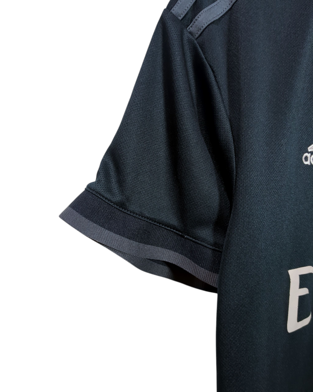 2018-19 Real Madrid Adidas Away Shirt - (S)