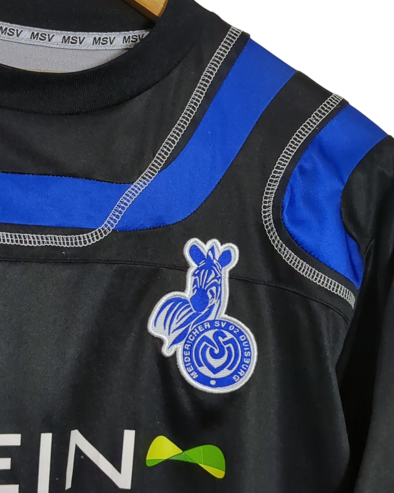 2010-11 Duisburg Uhlsport Away Shirt #11 - (S)