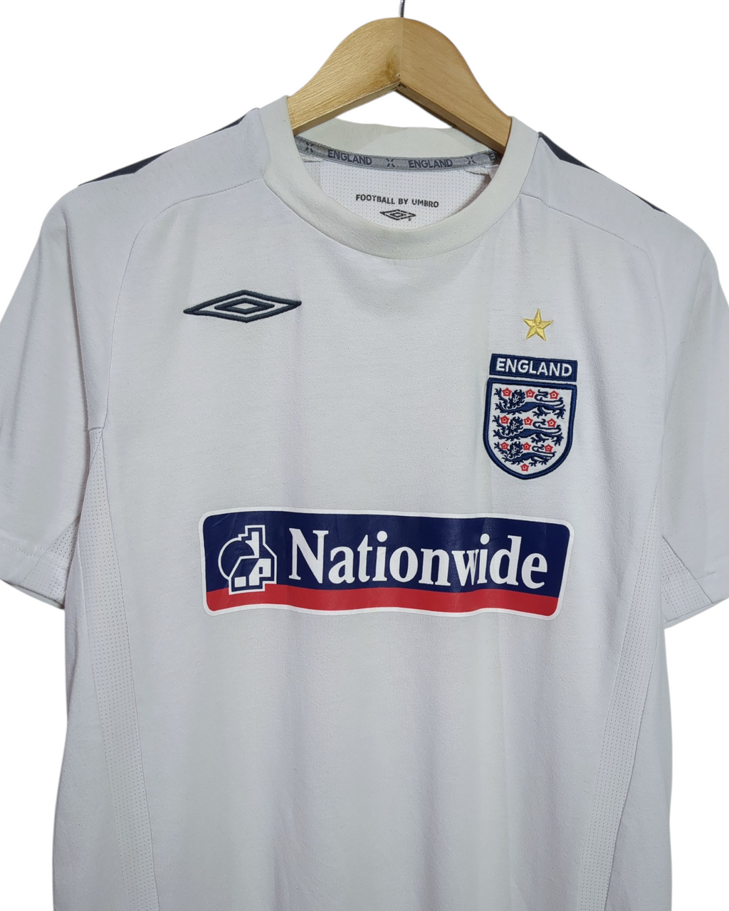 2007-08 England Umbro Training Shirt - (M)